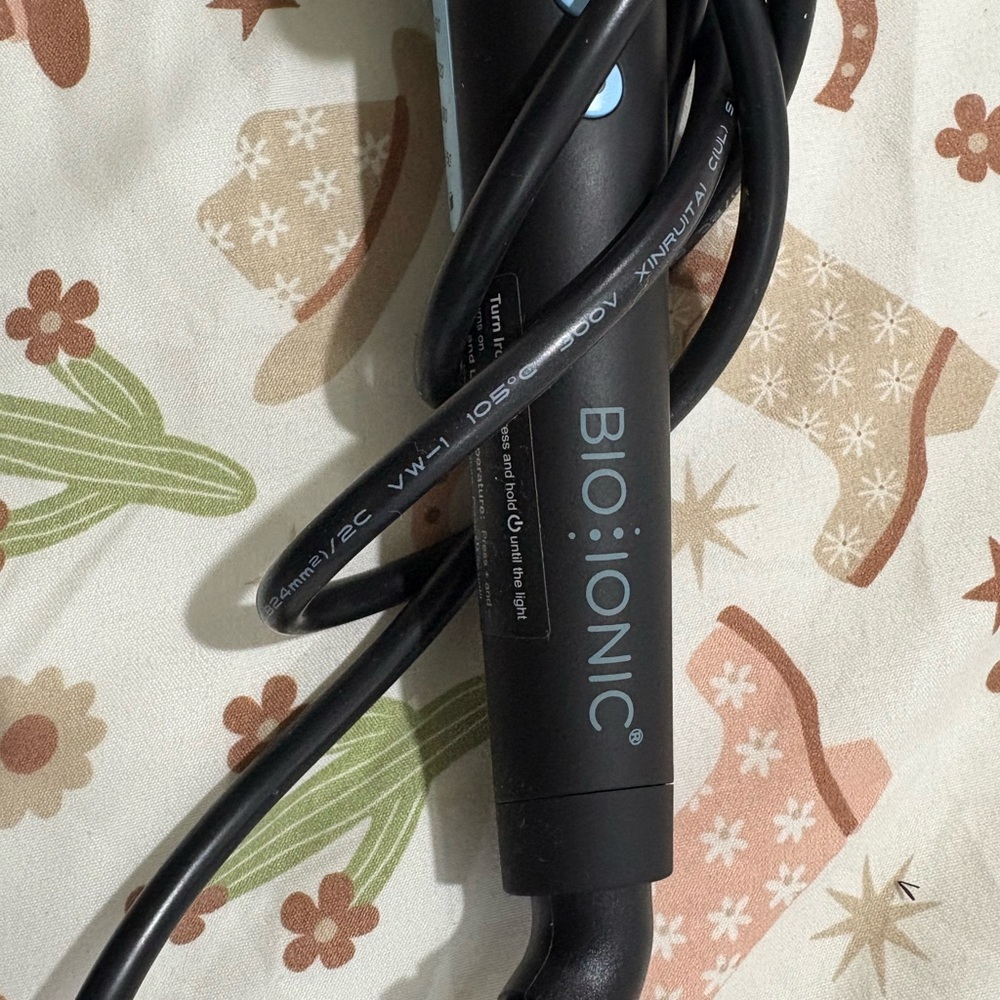 Bio Ionic Black Hair Styling Tool